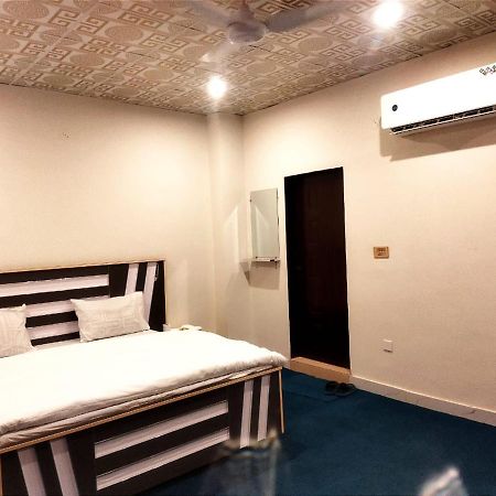 Hotel Royal Sweet Lahore Exterior photo